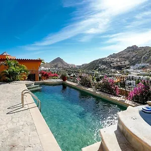 https://casa-flamingo-cabo-luxurious-home-spacious-rooms-in-el.cabosanlucashotelsmexico.com